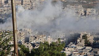 İdlib'de Suriye ordusunun düzenlediği bir hava saldırısı sonrası