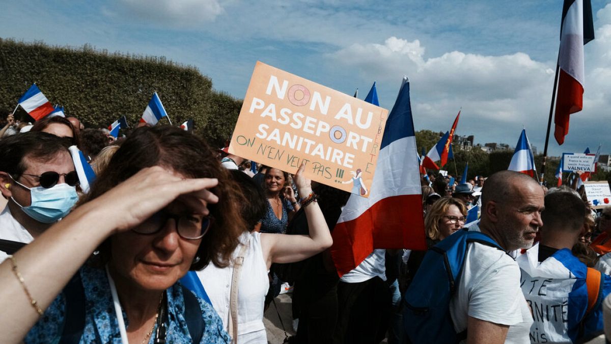 Manifestation contre le pass sanitaire à Paris en France, le samedi 4 septembre 2021. 