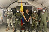 السلطات الكولومبية تعتقل أهم تاجر مخدرات في البلاد والمطلوب رقم 1 للسلطات التي تطارده منذ نحو 10 أعوام، ويدعى دايرو أنطونيو أوسوغا، زعيم عصابة "ديل غولفو" 