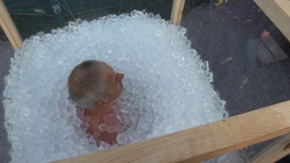 Man in ice record 