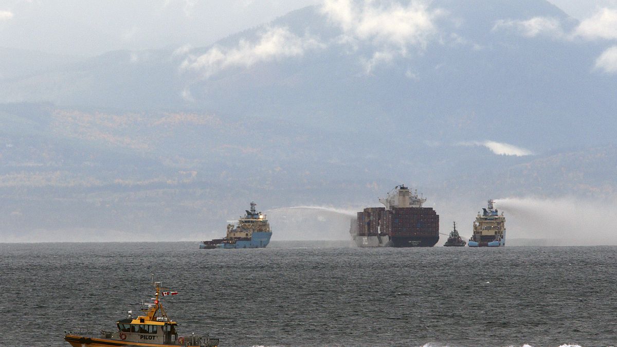 Emergencia por gases tóxicos en un buque frente a la costa oeste de Canadá