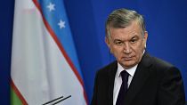 Uzbekistán reelige presidente a Mirziyoyev