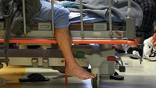 Betegek a bukaresti Egyetemi Sürgősségi Kórház COVID-19 elkülönítőjében