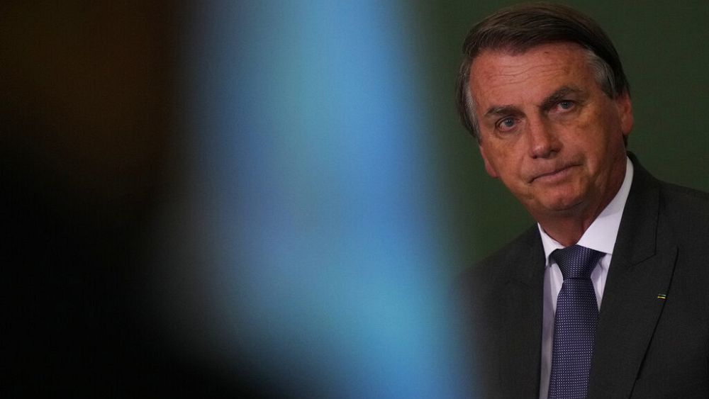 Jair Bolsonaro suspended from YouTube for “misinforming” about covid-19 vaccines