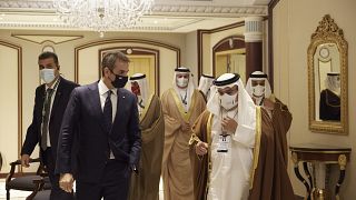 Ο πρωθυπουργός Κυριάκος Μητσοτάκης συναντήθηκε με τον Πρίγκιπα Διάδοχο και Πρωθυπουργό του Μπαχρέιν, Salman bin Hamad Al Khalifa, στο Ριάντ