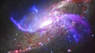 Chandra teleskobu tarafından gözlemlenen bir galaksi
