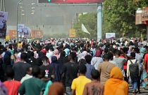 احتجاجاتٌ حاشدة في العاصمة السودانية الخرطوم ضد الإنقلاب العسكري الذي قاده الفريق عبد الفتاح البرهان 