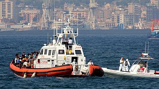 Archivio: migranti arrivano al porto di Palermo - Settembre 2020