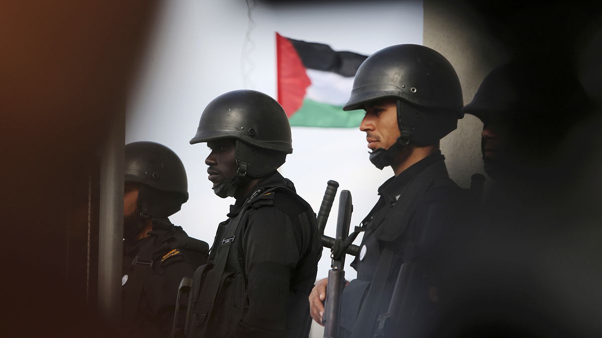 عناصر من أجهزة الأمن التابعة لحركة حماس في قطاع غزة