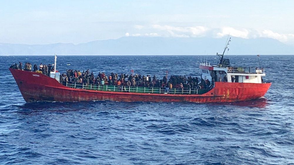 400 μετανάστες διασώθηκαν σε φορτηγό πλοίο υπό τουρκική σημαία ανοιχτά της Κρήτης