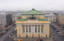 St Petersburg'da tiyatro ve orijinal keşifler arasında keyifli bir sonbahar