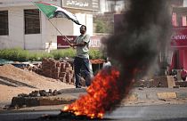 Estão contra o golpe militar no Sudão e saem à rua sem medo