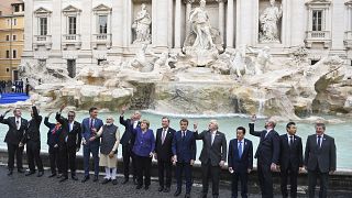 ویدئو؛ رهبران گروه ۲۰ در رم ایتالیا از رسم پرتاب سکه به فواره غافل نشدند