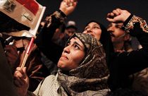 Mısır'da 2011 yılında yapılan protestolar. Göstericiler devrik lider Hüsnü Mübarek'in istifasını kutluyor