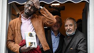 Sénégal : l'écrivain Mohamed Mbougar Sarr remporte le prix Goncourt 2021