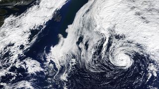 La tormenta tropical Wanda, bautizada con el último nombre disponible esta temporada, se pasea por el Atlántico.
