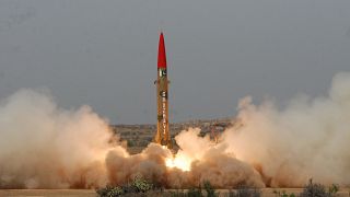 خلال اختبار صاروخ قادر على حمل رؤوس نووية في باكستان (أرشيف) 