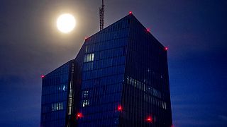 Το κτίριο της Ευρωπαϊκής Κεντρικής Τράπεζας στη Φρανκφούρτη (φωτογραφία αρχείου)
