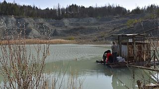 Отбор проб воды на полигоне "Красный бор"