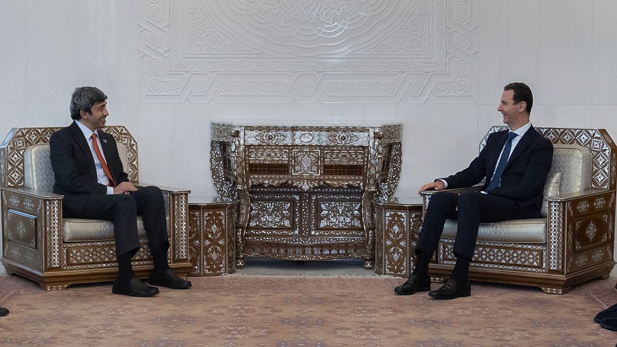 الرئيس السوري بشار الأسد ووزير الخارجية الإماراتي  عبد الله بن زايد آل نهيان