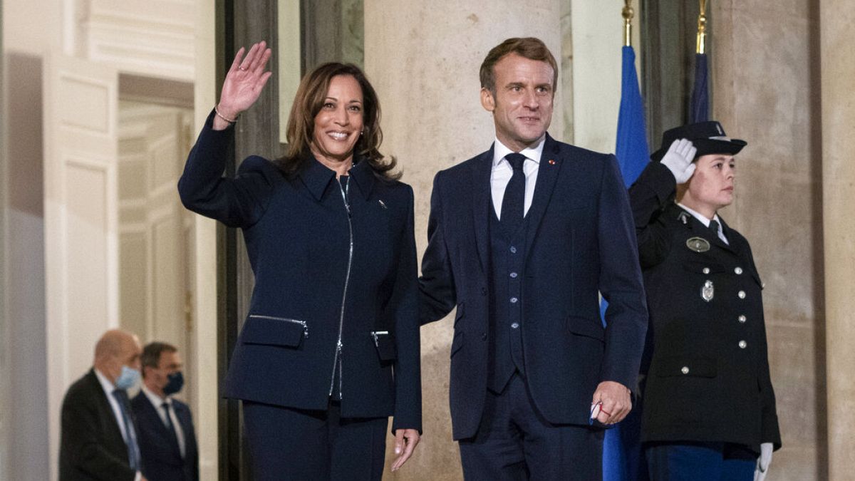 Kamala Harris in Paris bei Emmanuel Macron im Elysée Palast