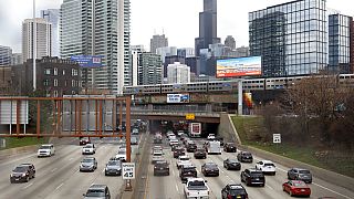 Foto de archivo de una autopista interestatal en Chicago.