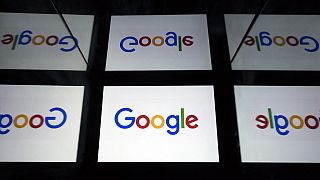 Imagen de archivo del logo de Google presentado en un dispositivo electrónico