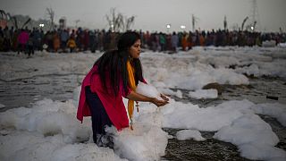 Un río aumenta la contaminación de Nueva Delhi