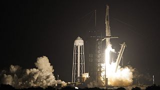 Fusée Flacon 3 de SpaceX avec à son bord les quatre astronautes de la mission Crew-3, quittant le pas de tir de Cape Canaveral, le 10 janvier 2021