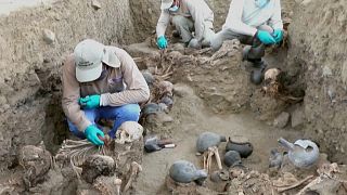 Hallan los restos de 25 personas de la época precolombina en la ciudadela peruana de Chan Chan