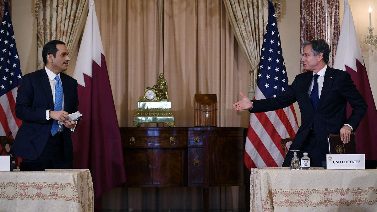 وزير الخارجية القطري محمد بن عبد الرحمن آل ثاني خلال لقائه مع نظيره الأميركي بلينكن 