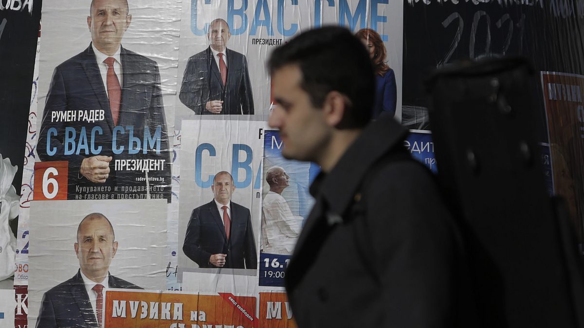 Sofia: Ein Wahlplakat mit dem Porträt von Ex-Regierungschef Boiko Borissow 