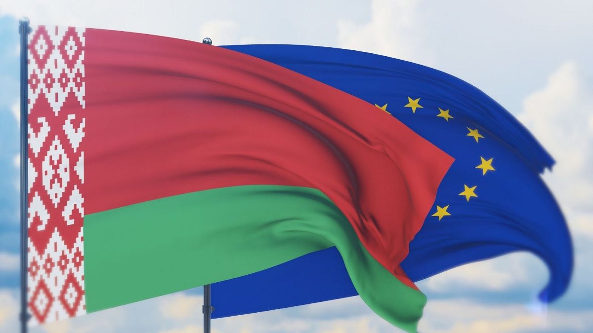پرچم اتحادیه اروپا و بلاروس