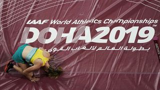 أليشا بورنيت، تنافس خلال الوثب العالي للسيدات  من أستراليا في بطولة العالم لألعاب القوى في الدوحة، قطر.