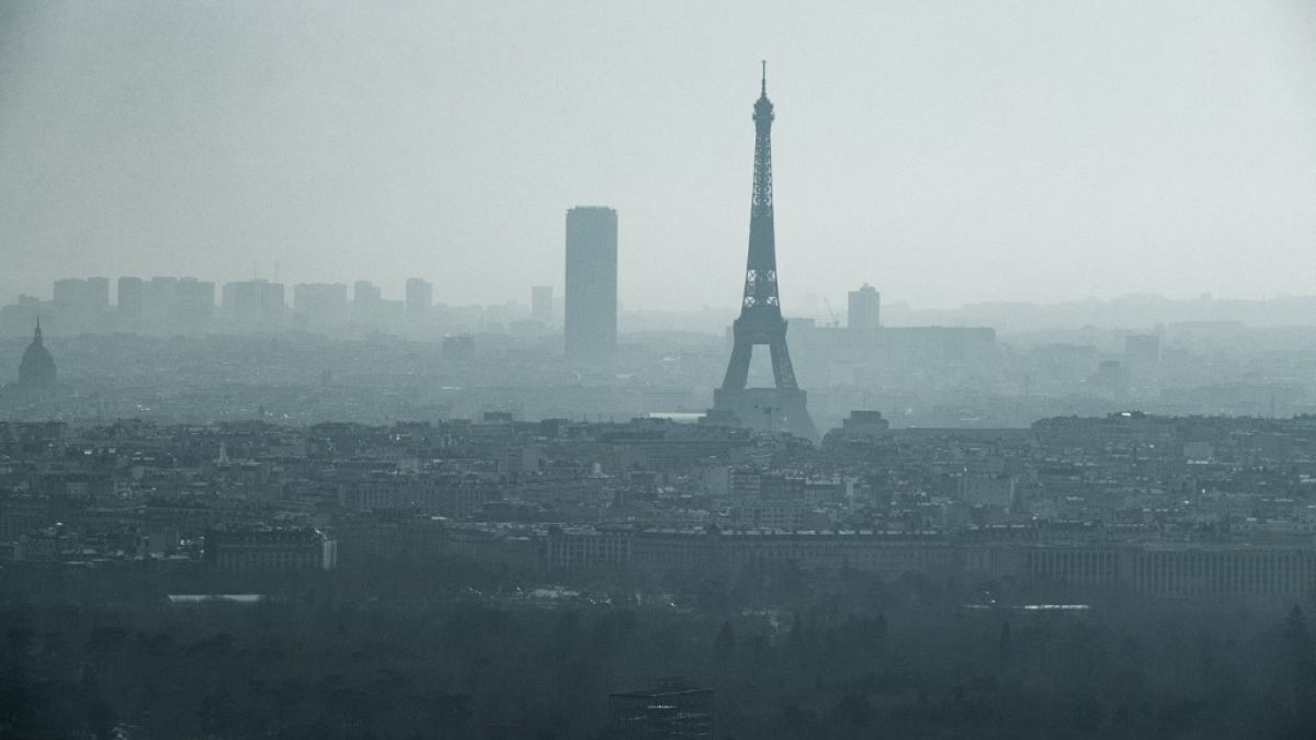 Fransa'nın başkenti Paris'te hava kirliliği 