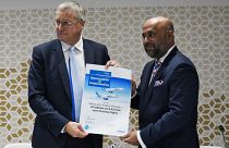 Commandes d'avions : les bonnes affaires d'Airbus au salon aéronautique de Dubaï
