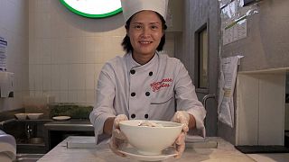 Sabe qual o segredo de um bom “pho”? Chef vietnamita partilha a receita