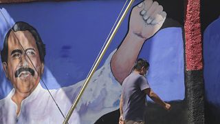 Ortega-freskó Managuában, az elnökválasztás napján