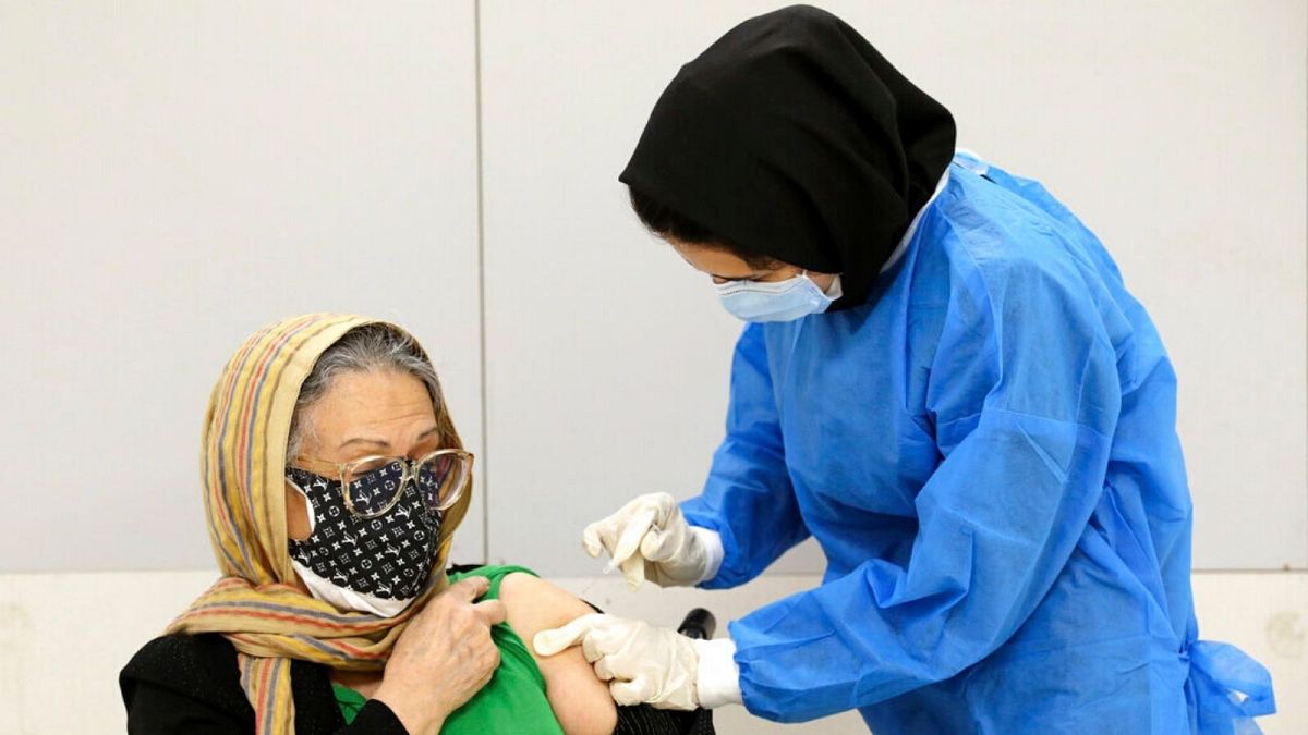 واکسیناسیون علیه بیماری «کووید ۱۹» در ایران