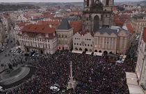 Az oltásellenesek tüntettek, a fertőzésszám rekordot döntött Csehországban