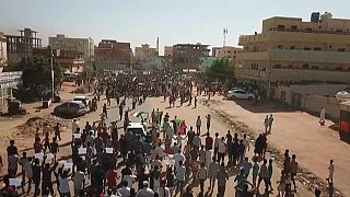 10 more killed in crackdown on Sudan anti-coup protest