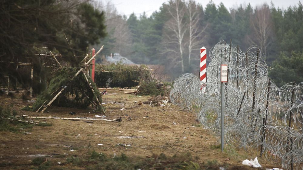 Bielorrusia vacía la frontera de migrantes pero los intentos de entrar a  Polonia continúan | Euronews