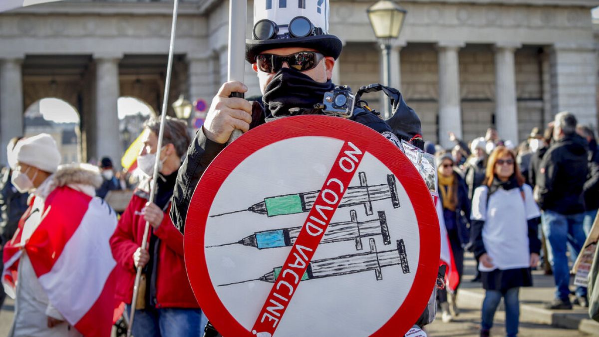Impfgegner bei Protest gegen die Corona-Regeln in Wien