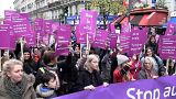 Γαλλία: Διαδηλώσεις για τη βία κατά των γυναικών