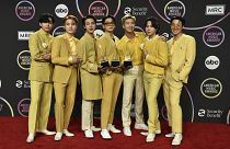 Güney Koreli BTS grubu Amerikan Müzik Ödülleri'ne damgasını vurdu