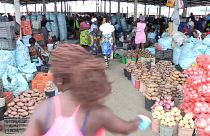 Mercado do 30, em Luanda