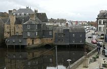 15 Menschen leben in der Pont de Rohan in der Bretagne
