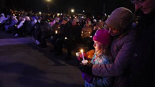 Vigília no Wisconsin em memória das vítimas do atropelamento
