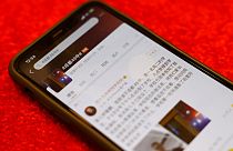 Twitter, Facebook ve YouTube'un yasaklı olduğu Çin'de kullanıcılar bunun yerine Weibo, Renren ve Youku gibi yerel platformları kullanıyor