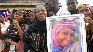 Les Guinéens demandent justice aux funérailles de M'mah Sylla